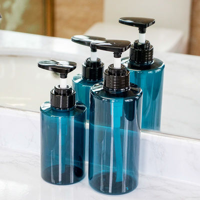 Пластиковый ошейник для домашних животных. Пластиковые флаконы для лосьона. Прозрачный откидной верх. Тип затвора: разработан для легкого дозирования и надежного хранения жидкостей