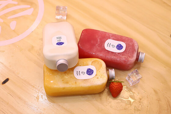 Могут быть изготовлены на заказ кувшины для бабл ти с емкостями 120 мл, 250 мл, 350 мл, 500 мл, 1000 мл, идеально подходящие для разлива напитков.