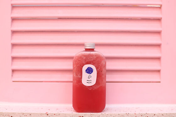 Могут быть изготовлены на заказ кувшины для бабл ти с емкостями 120 мл, 250 мл, 350 мл, 500 мл, 1000 мл, идеально подходящие для разлива напитков.