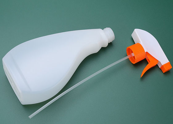 Пластиковая бутылка с распылителем 200 мл для косметических жидкостей