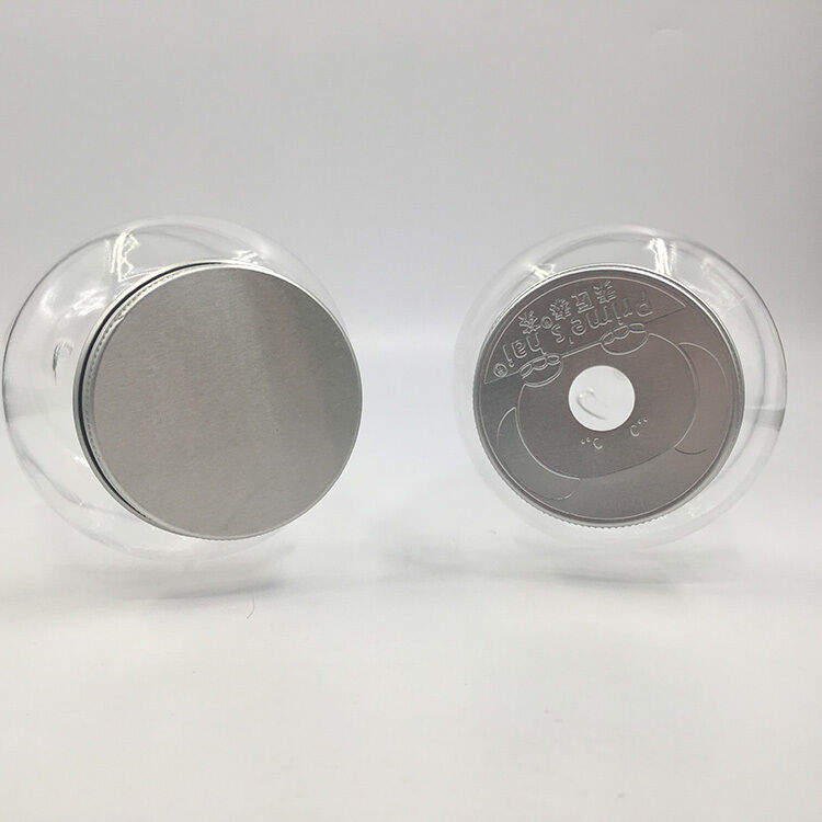 Средние бутылки молочного чая с изоляцией. Да. Предназначены для эффективного контроля температуры напитков и герметичного хранения.